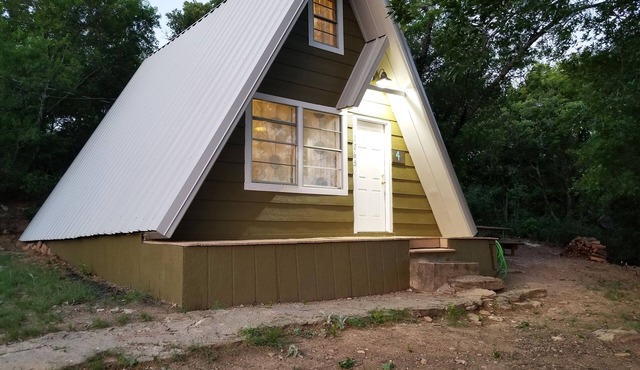 Lakeside Cabin #4 @ Lake Cisco Rentals