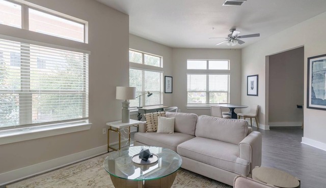 Landing | Amazing 1BD, Clubhouse, Gym