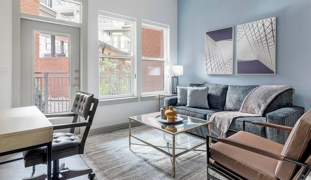 Landing | Beautiful 2BD, Game Room, Courtyard in Austin