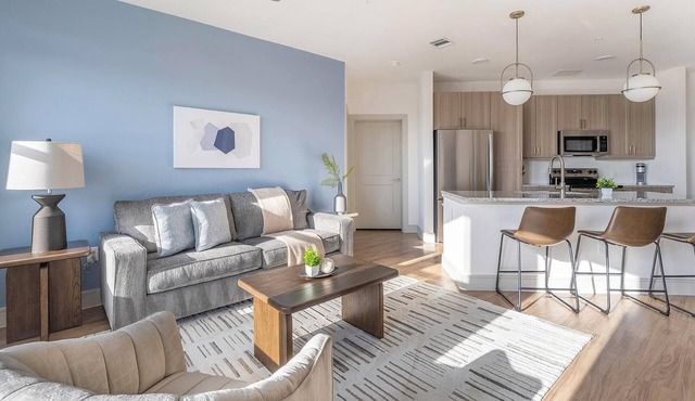 Landing | Incredible 2BD, Gym, Pool