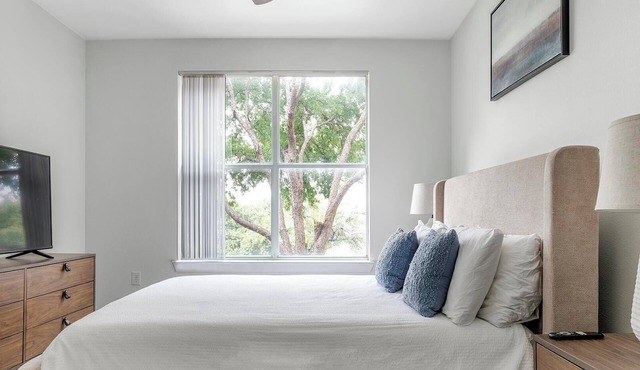Landing | Incredible 2BD, Gym, Clubhouse