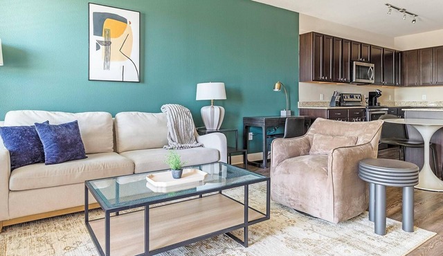 Landing | Spectacular 1BD, Gym, Pool