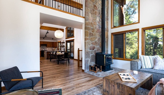 Last-Min Summer Escape! Book Jul/Aug Stay by 7/31, 15% Off