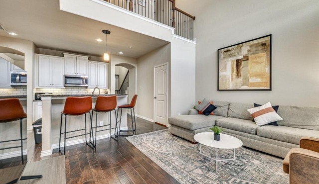Lewisville Home w/Pool Access: Walkable Location