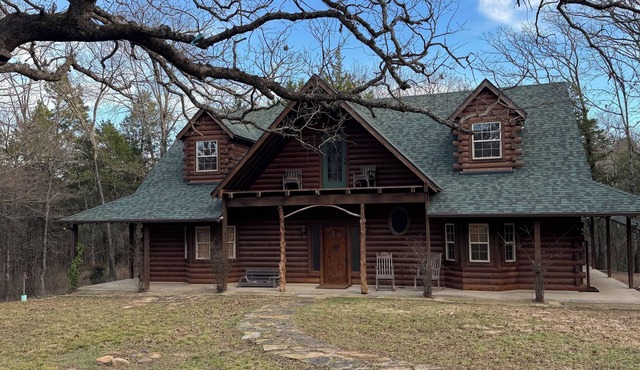Log Cabin In The Woods 2 Bed, 2.5 Bath on 5 Acres