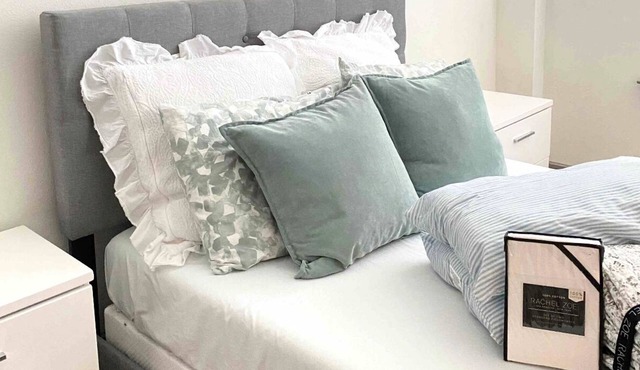 Lovely One Bedroom Apartment Available for Long Term Stays