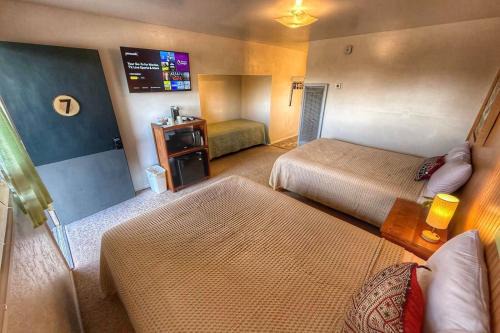 Lucky Seven Shared Kitchen, Sleeps 4 Mokee Motel