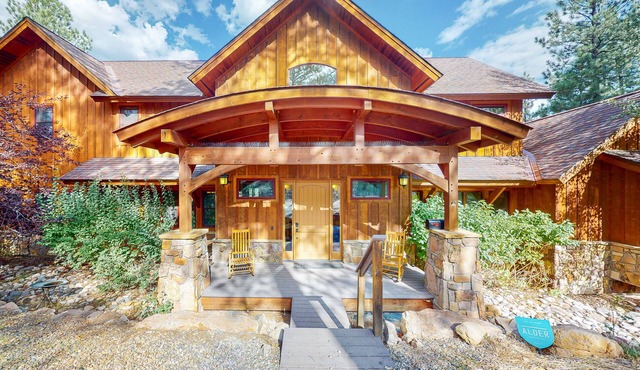 Luxe home with fireplace, private hot tub & National Forest views - dog-friendly