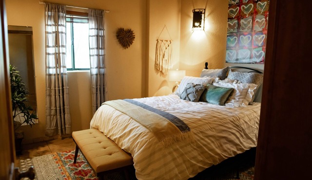 Luxury 3 Bedroom Barndominium- **Military and Long Term Stay Discounts!**