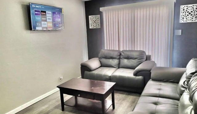 Luxury Apartment Suite 5