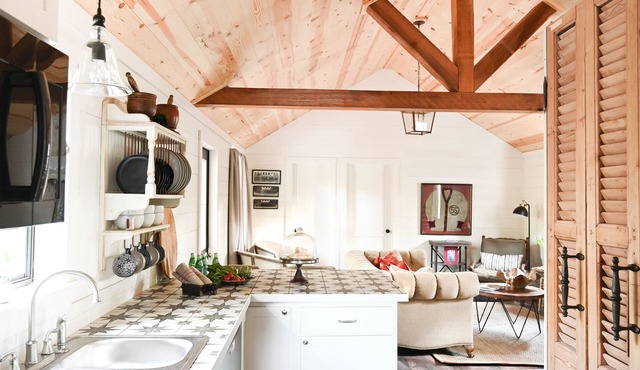 Luxury Cottage 20 minutes from Texas A&M