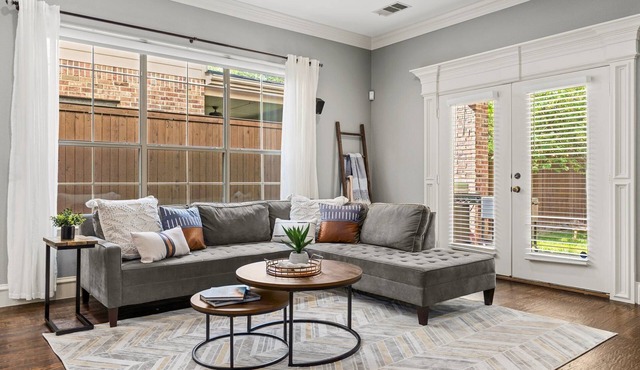 Luxury Home Near SMU | Game Room | Fire Pit | Gym | Dallas