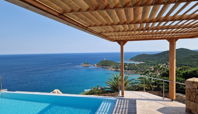 Luxury villa 5 * panoramic sea view private heated pool + SPA in Conca