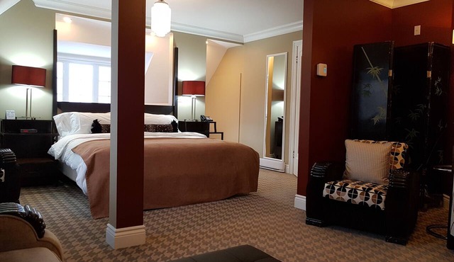 Manoir Chamberland (Adults Only, No Pets) in Montebello