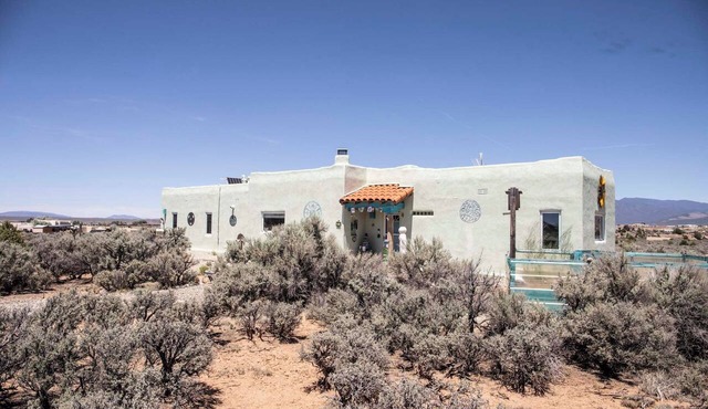 Marveloushouse in charming Ranchos de Taos