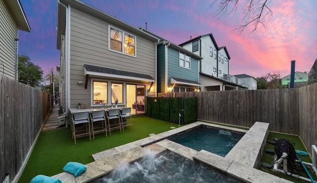 Montrose Retreat | Heated Pool/Spa | King Beds