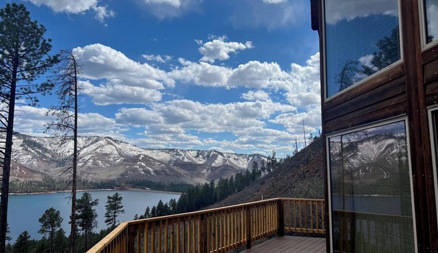 Mountainside Home overlooking Vallecito Lake close Durango/Silverton Train, Mesa Verde National Park & Million Dollar HWY