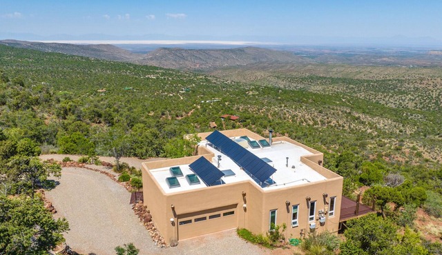 Mountaintop Home With Epic Views