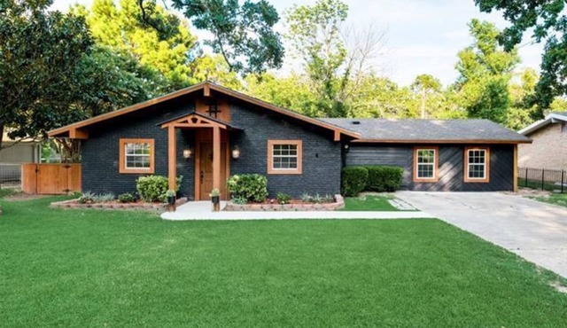 New! Entire beautiful lake house on a quiet cove