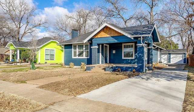 New! Near Dickies Arena and TCU
