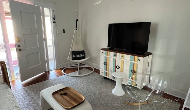 NOLA Sanctuary 1-bed cottage btw Tulane/Loyola in New Orleans