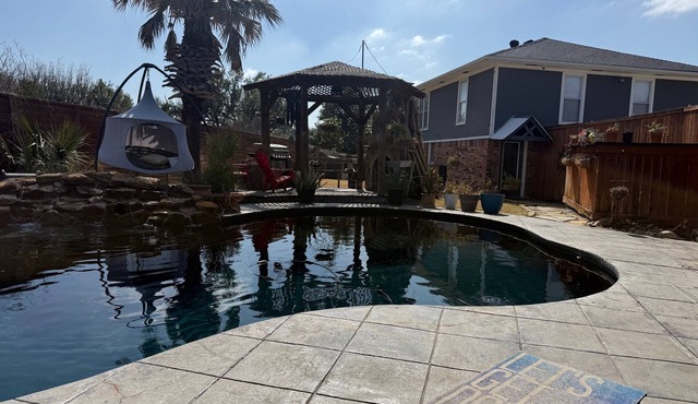 One bedroom Casita in North Dallas