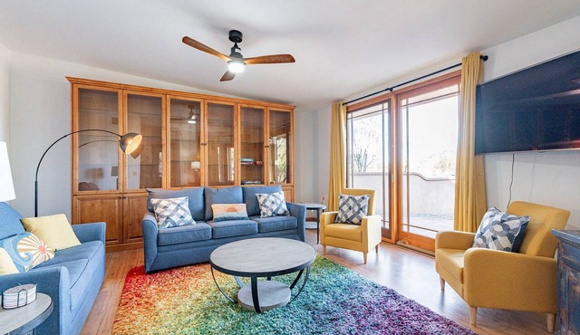 ORO VALLEY-NW TUCSON GUEST HOME - OVER 1200 SQ FT! GATED PROPERTY.