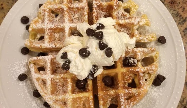Peace and Quiet Dorm Rooms - Free Breakfast DIY Waffles - Free Dinner - Free Coffee - Longterm Ok! in Miami