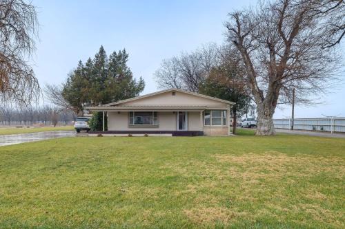 Peaceful Artesia Vacation Rental w/Orchard Views!