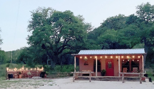 Peaceful Vaquero Cabin