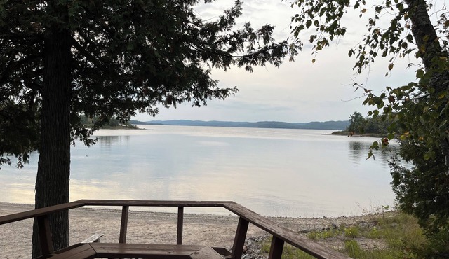 Peaceful Waterfront Cottage on Ottawa River – Nature Lover’s Retreat! in Westmeath