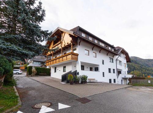 Pension Hofer in Brunico
