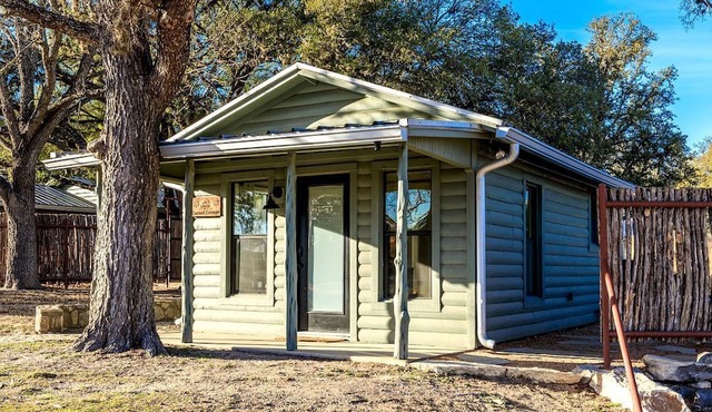 Pet-Friendly Glamping Cabin, with River Access in Ingram, Texas