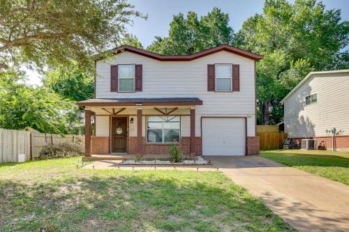 Pets Welcome! Wilmer Haven w/Private Yard & Patio in Wilmer
