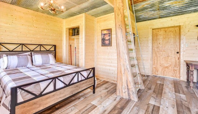 Pollywog Cabin Deux in Marksville