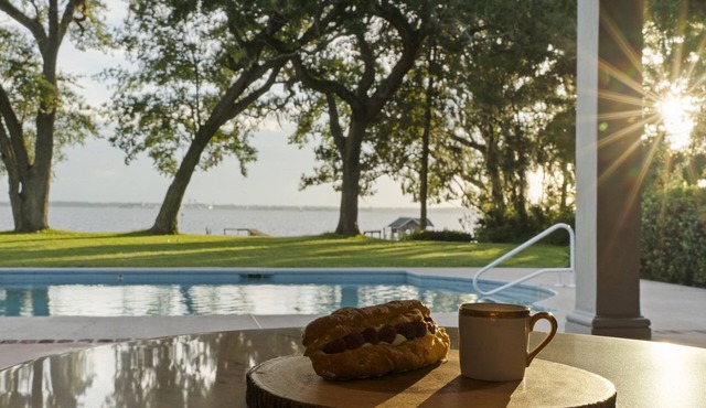 Pool, Riverfront, Theater, Views of Blue Angels in Jacksonville