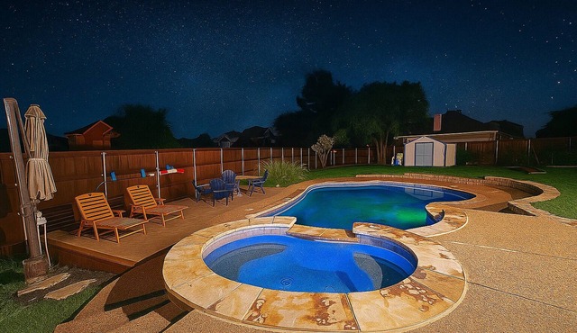 Poolside Playhouse: Arcade & Iconic Themed Fun