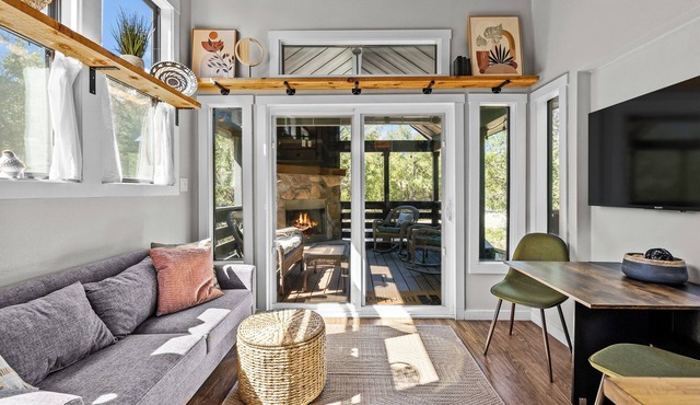 Premium- Blackbird TinyHome.