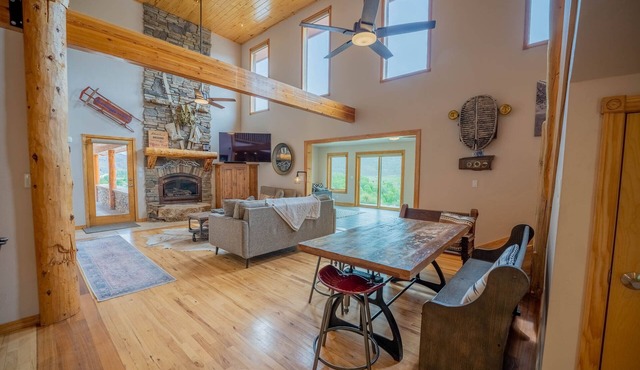 Private Almont location in Gunnison
