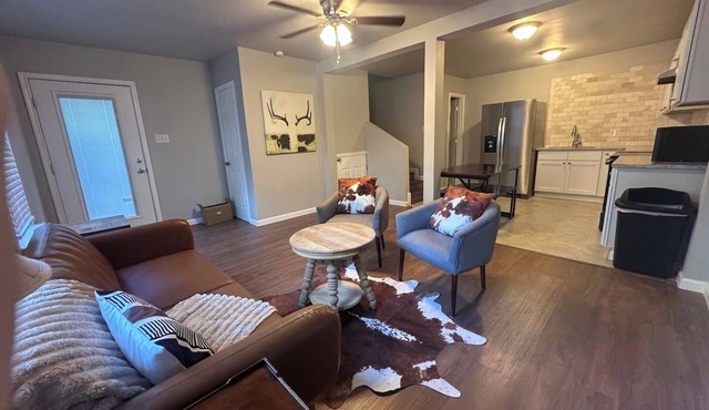 Private Guesthouse Near AT&T Stadium & Six Flags