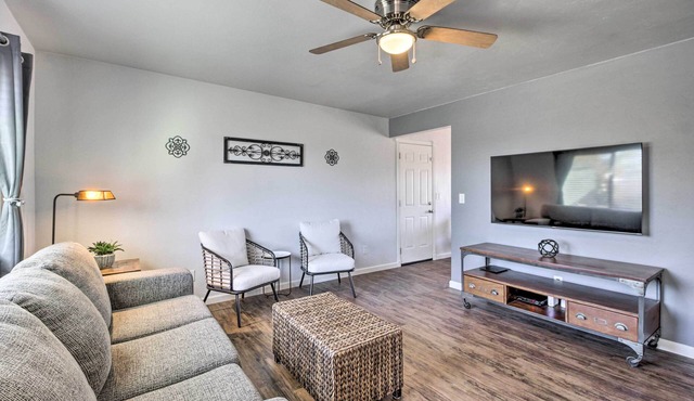Private Yard! Pet-Friendly Tucson Getaway