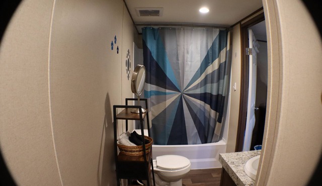 Quiet 3-bedroom 2024 Home with WiFi