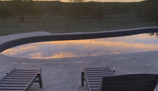 Quiet, country getaway with pool, hot tub and sauna