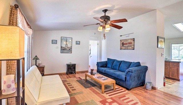 Quiet Tombstone Retreat ~ 3 Mi to Historic Dtwn!