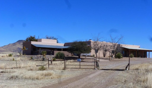 Rancho Milagro Bed & Breakfast