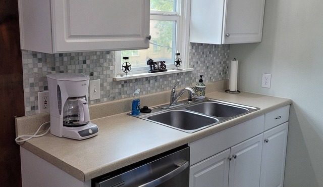 Recently Renovated close to Dickies Arena