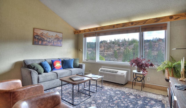 Red Aspen Retreat | AC, Pool, Hot Tub, Golf & Ski