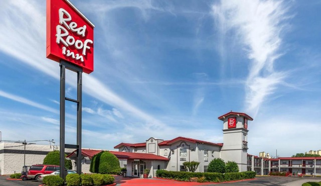 Red Roof Inn North Dallas - Park Central