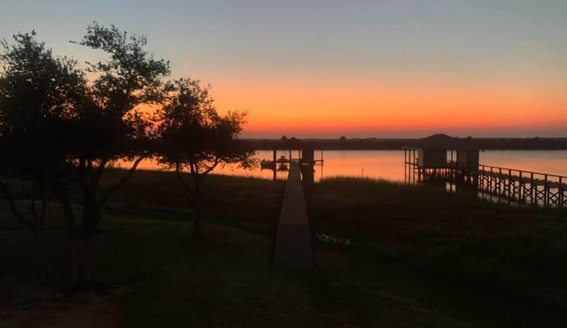 REEL N REST in Hackberry LA ! Waterfront home with beautiful views . in Hackberry