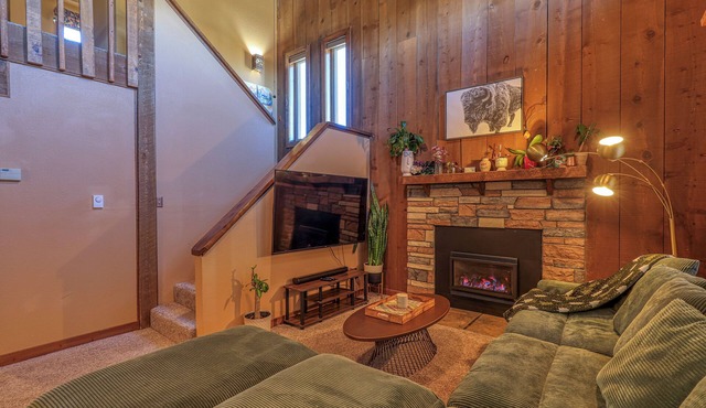 Relaxing Mid Term Forest Cabin